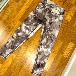 Gymshark Marble Print Leggings - Brown with white